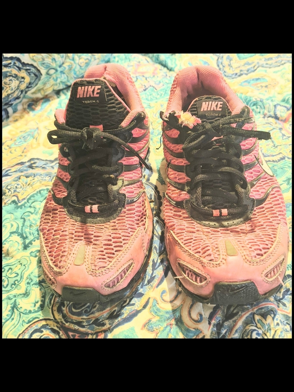 Nike Women's Pink and Black Athletic Running Shoes